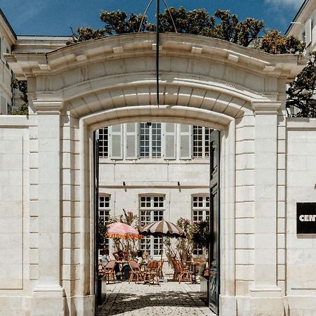 Central Hostel La Rochelle Centre Екстериор снимка