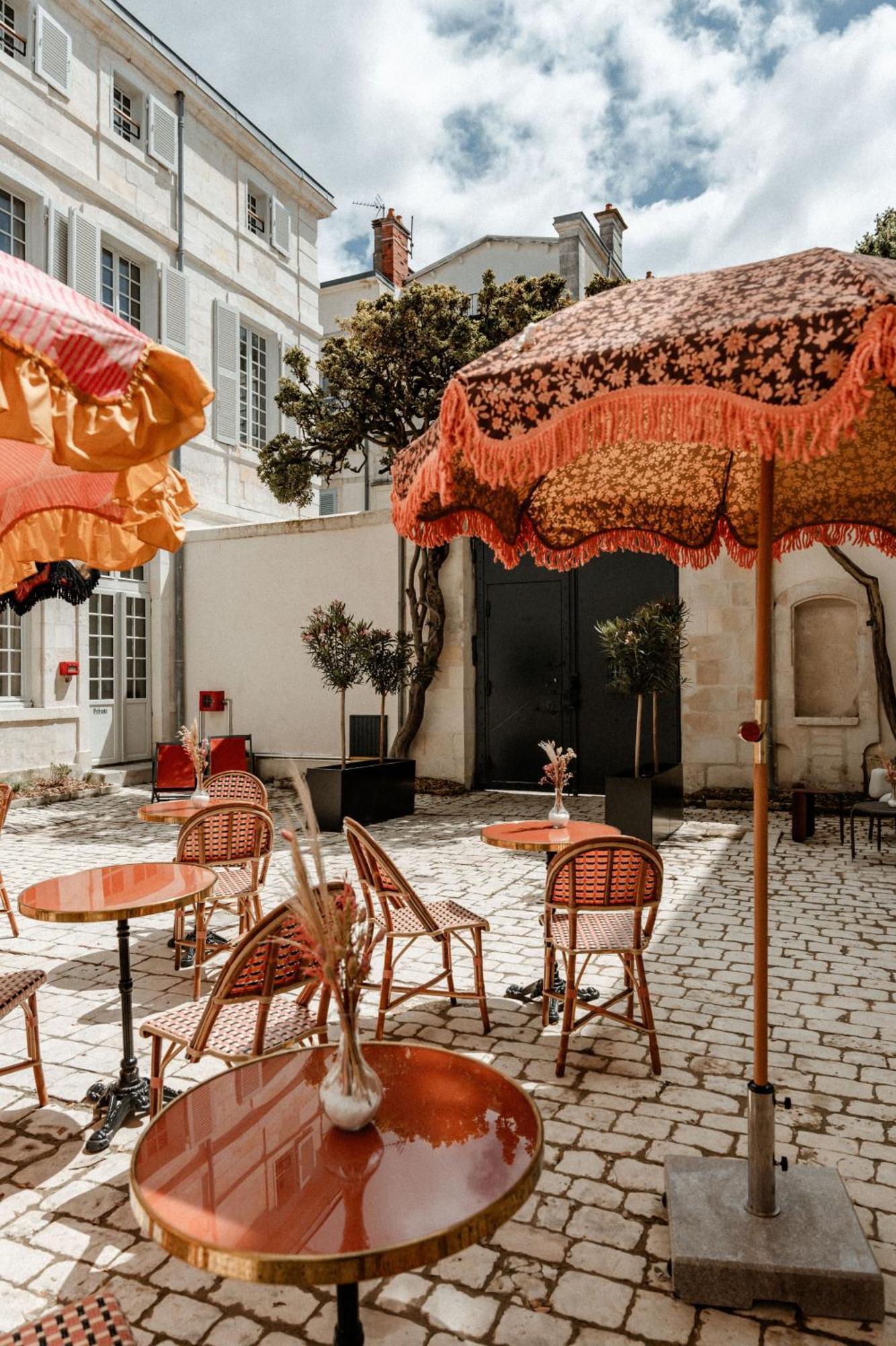 Central Hostel La Rochelle Centre Екстериор снимка