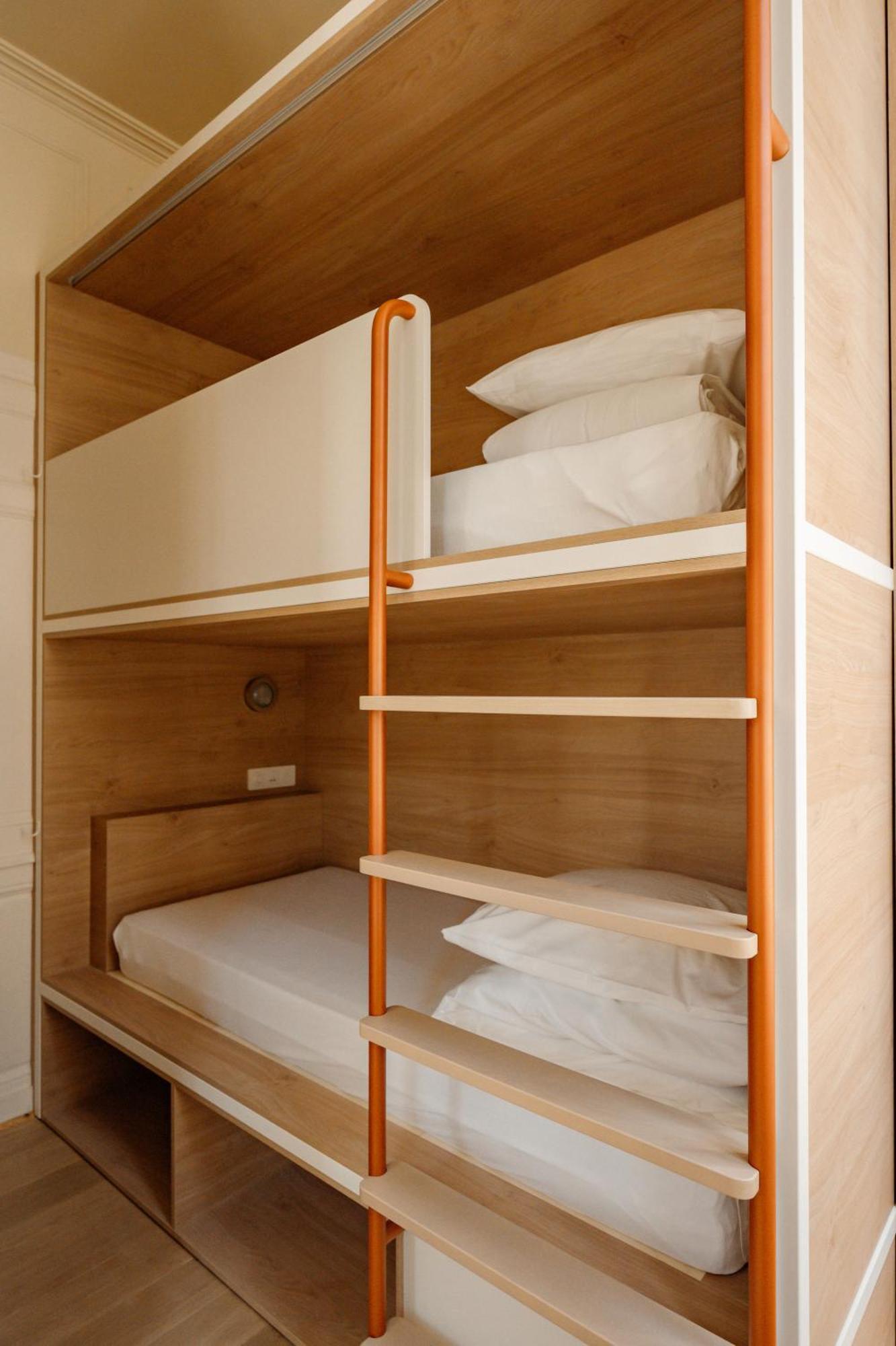 Central Hostel La Rochelle Centre Екстериор снимка