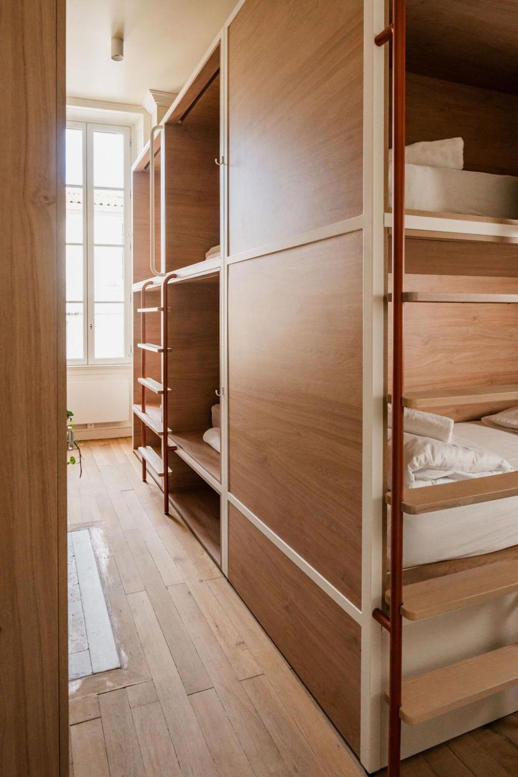 Central Hostel La Rochelle Centre Екстериор снимка