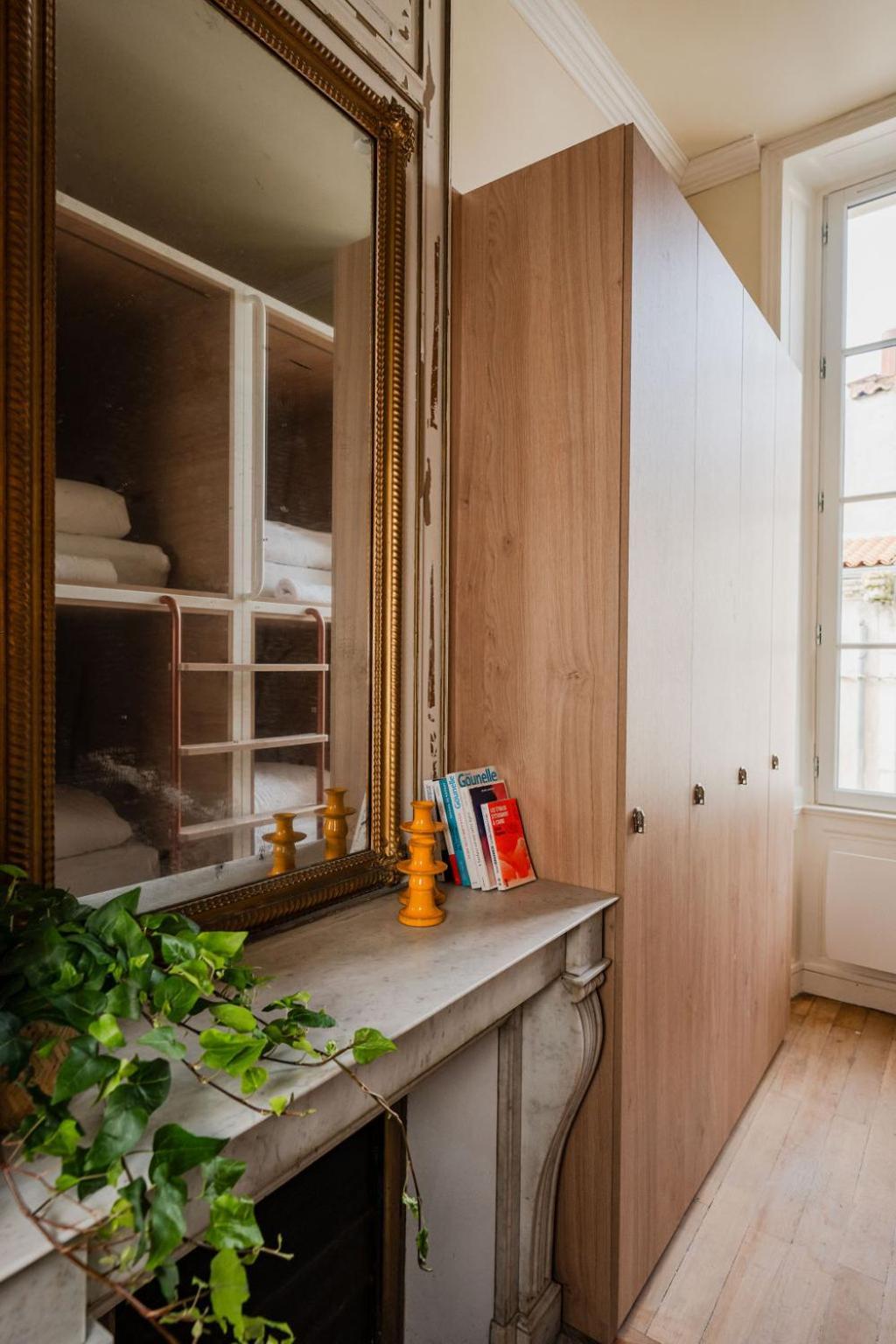 Central Hostel La Rochelle Centre Екстериор снимка