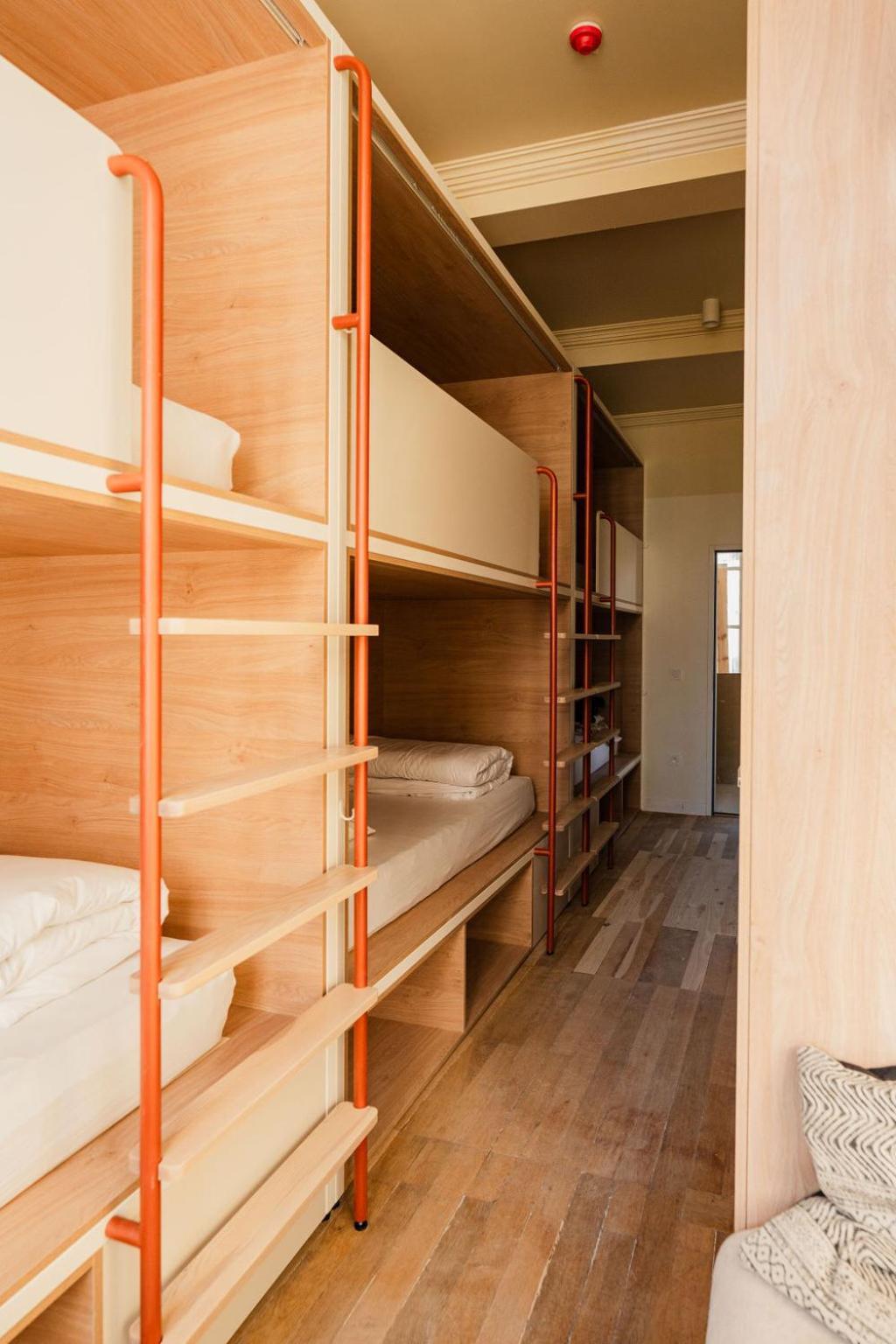 Central Hostel La Rochelle Centre Екстериор снимка